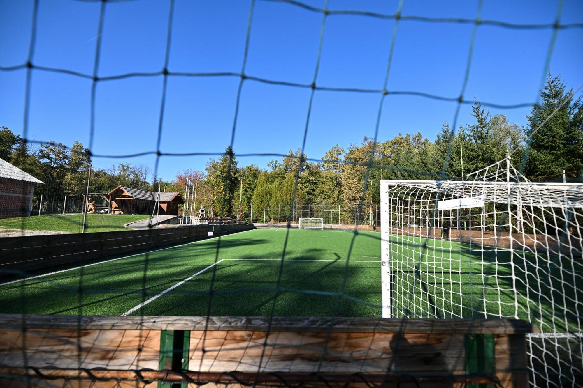 Pocitniska Hisa Parkfield Dragovan Metlika Eksteriør billede